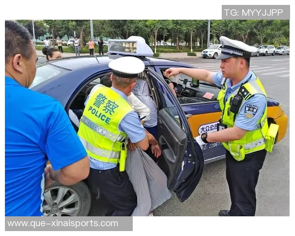 马卡：埃里克疑似鼻骨骨折，已被立即送往医疗中心进行检查